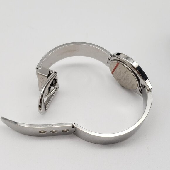 Gucci Watch 6700L Black X Silver Bangle Watch 103-110325 - Picture 7 of 16